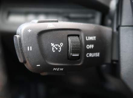Peugeot - 3008