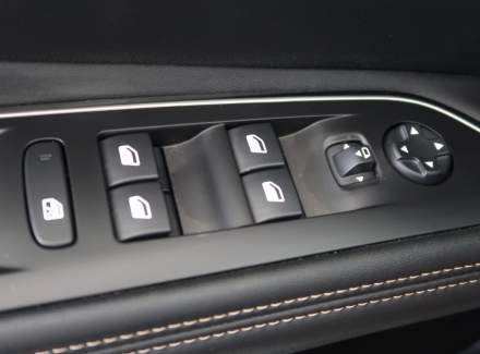 Peugeot - 3008