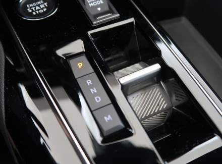 Peugeot - 3008