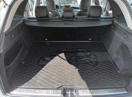 Mercedes-Benz - GLC