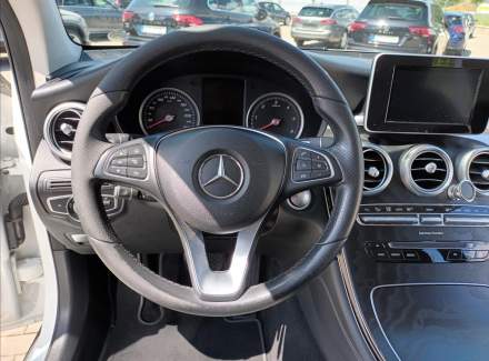 Mercedes-Benz - GLC