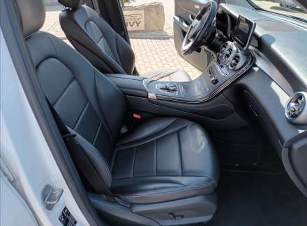 Mercedes-Benz - GLC