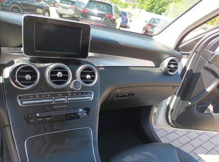 Mercedes-Benz - GLC