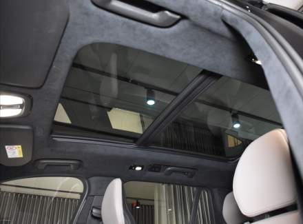 Volvo - XC90