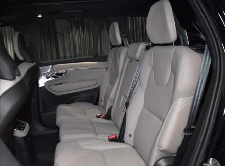 Volvo - XC90