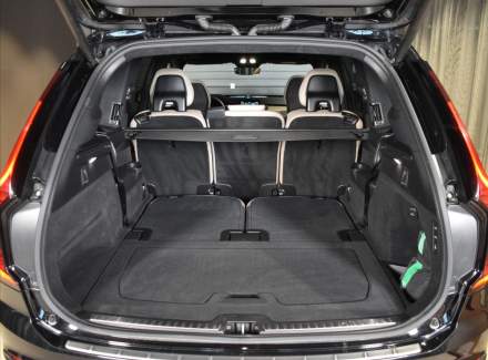 Volvo - XC90