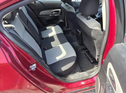Chevrolet - Cruze