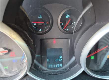 Chevrolet - Cruze