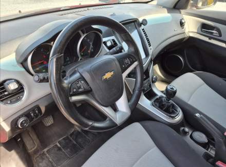 Chevrolet - Cruze