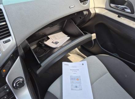 Chevrolet - Cruze