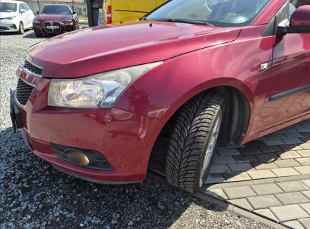 Chevrolet - Cruze