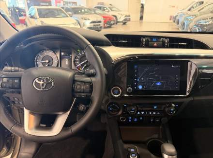 Toyota - Hilux