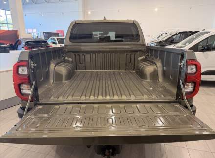 Toyota - Hilux