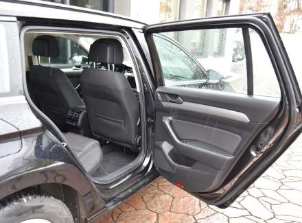 Volkswagen - Passat