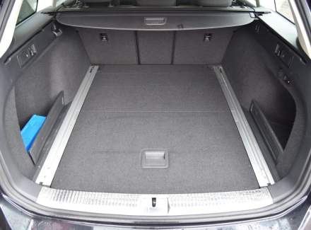 Volkswagen - Passat