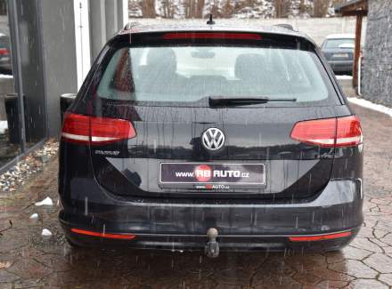 Volkswagen - Passat