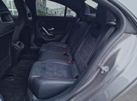 Mercedes-Benz - CLA