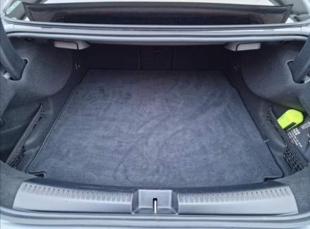 Mercedes-Benz - CLA