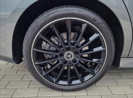 Mercedes-Benz - CLA