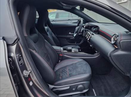 Mercedes-Benz - CLA