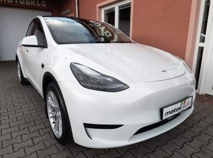 Tesla - Model Y
