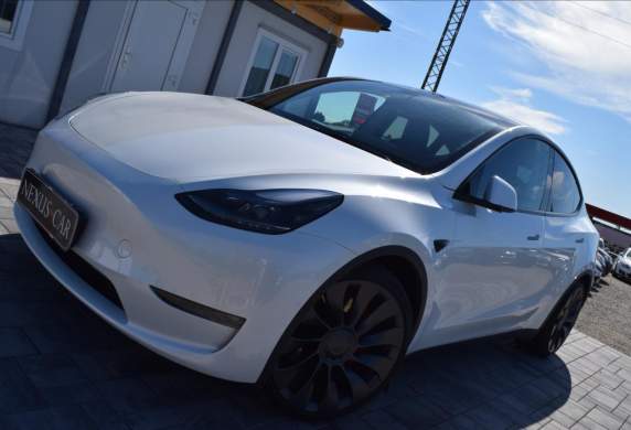 Tesla - Model Y