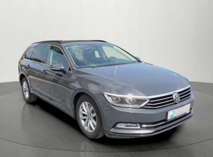 Volkswagen - Passat