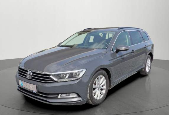 Volkswagen - Passat