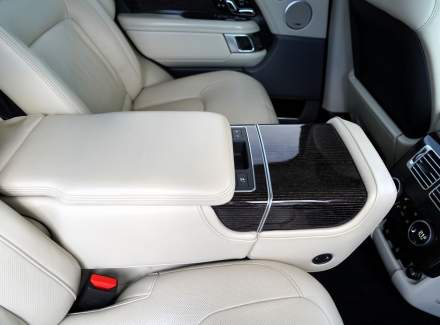 Land Rover - Range Rover