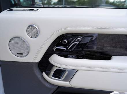 Land Rover - Range Rover