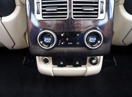 Land Rover - Range Rover
