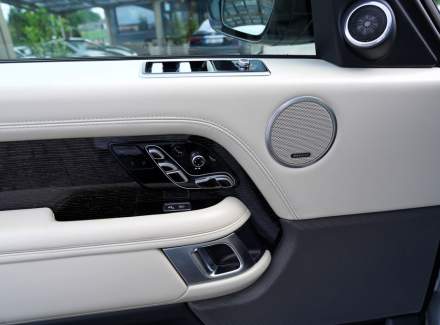 Land Rover - Range Rover