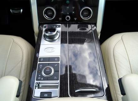 Land Rover - Range Rover