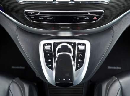 Mercedes-Benz - V-class