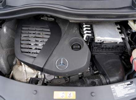 Mercedes-Benz - V-class