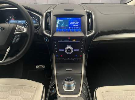 Ford - S-MAX