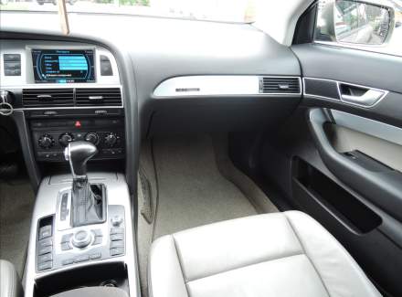 Audi - A6