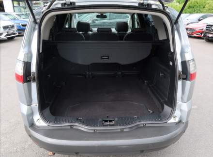 Ford - S-MAX