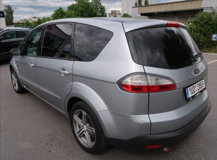Ford - S-MAX