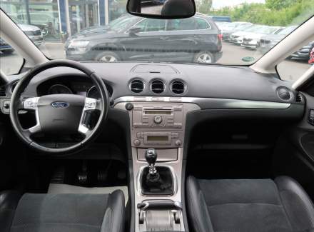 Ford - S-MAX