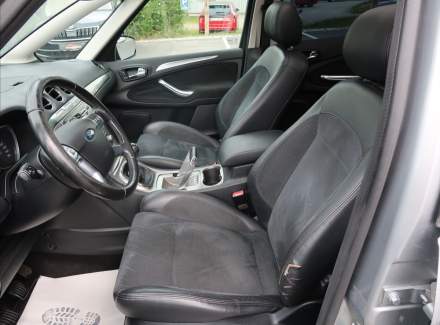 Ford - S-MAX
