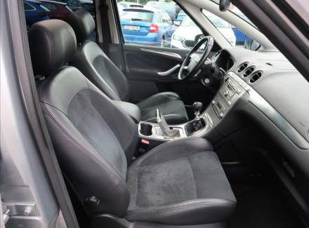 Ford - S-MAX