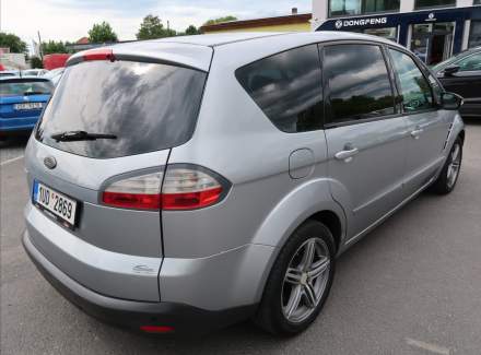 Ford - S-MAX