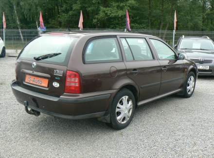 Škoda - Octavia
