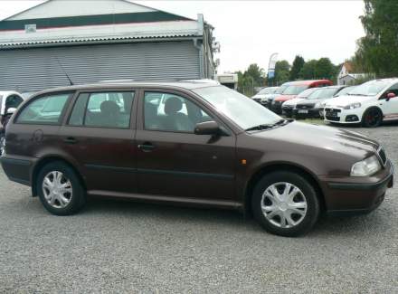 Škoda - Octavia