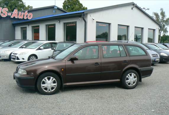 Škoda - Octavia