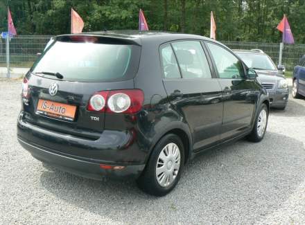 Volkswagen - Golf