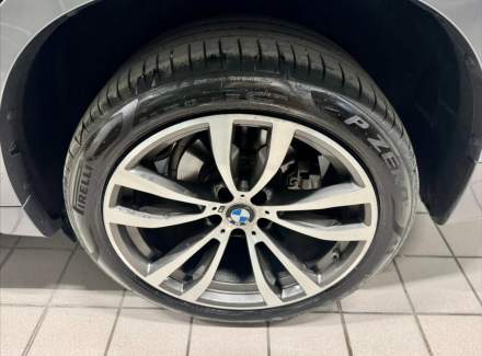 BMW - X6