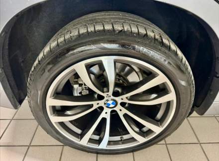 BMW - X6