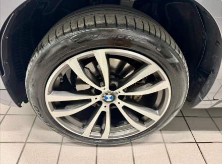 BMW - X6